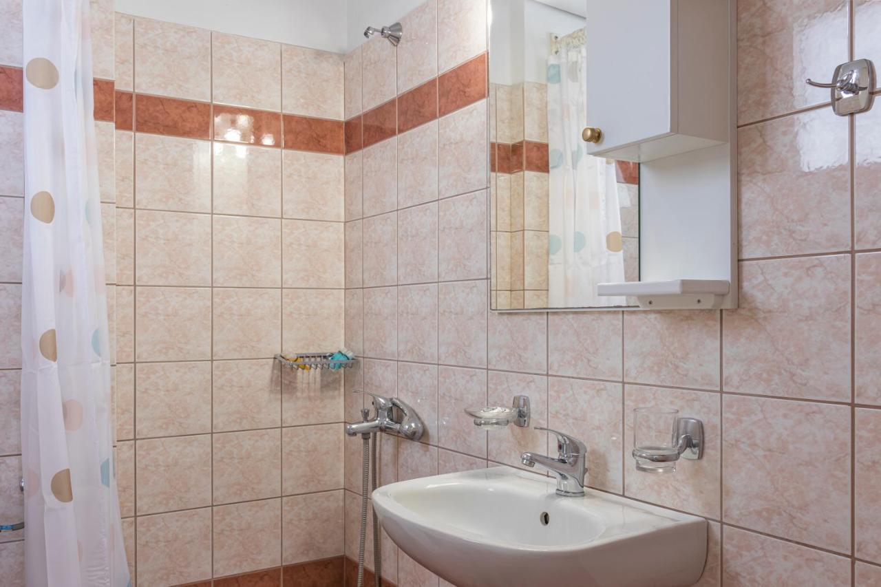 Xenion Ioannina Aparthotel Bagian luar foto